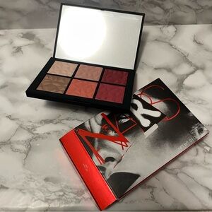 Nars Cheek Blush Palette in Hot Tryst